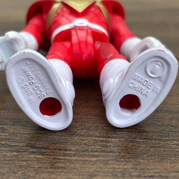 Imaginext Mighty Morphin POWER RANGERS RED & Gold Power Ranger Action Figure Toy - Picture 7 of 8